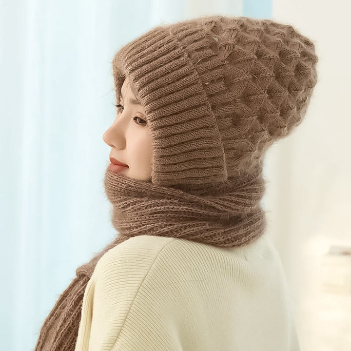 Windproof fleece-lined beanie and scarf with integrated ear protection