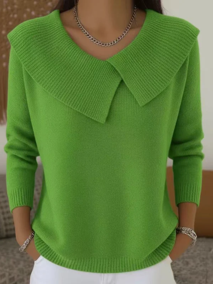 Lucia | Warm Knit with Soft Collar