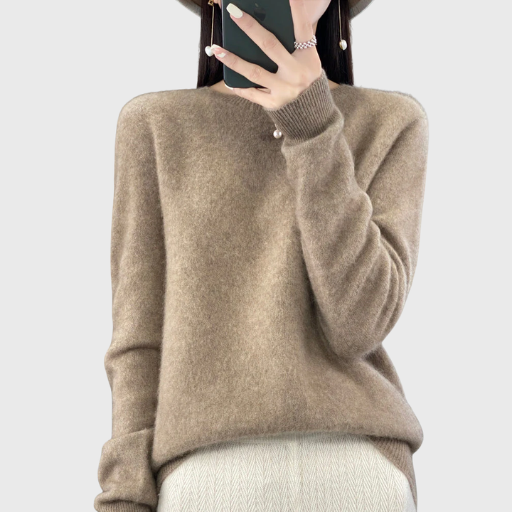 Anette | Warm Jumper for Cold Days