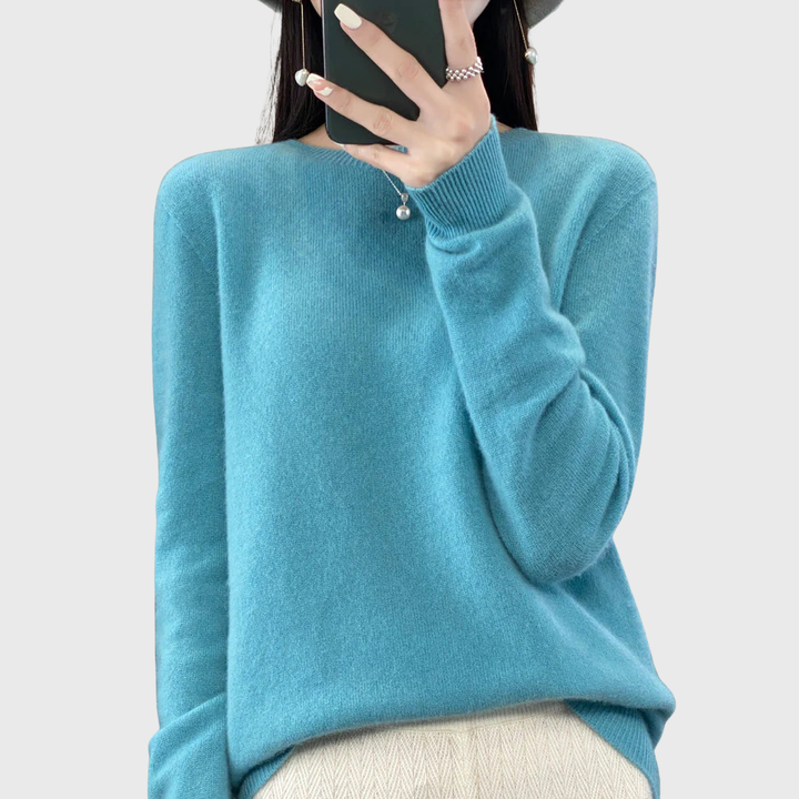Anette | Warm Jumper for Cold Days