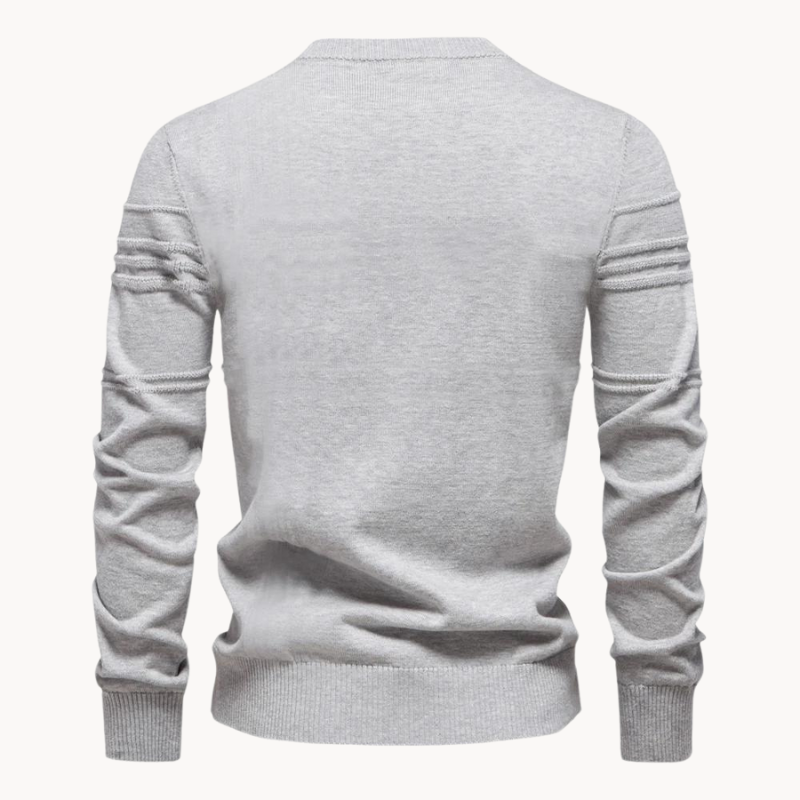 Elegant men's sweater with check design