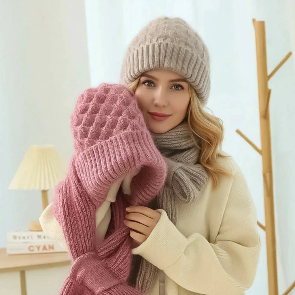 Windproof fleece-lined beanie and scarf with integrated ear protection