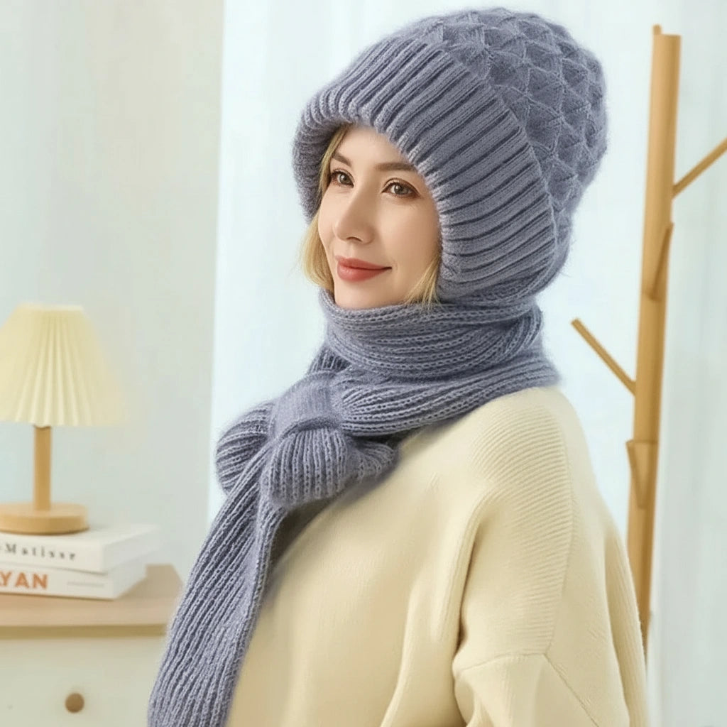 Windproof fleece-lined beanie and scarf with integrated ear protection