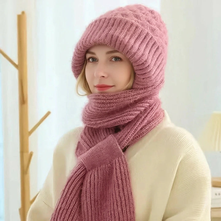 Windproof fleece-lined beanie and scarf with integrated ear protection