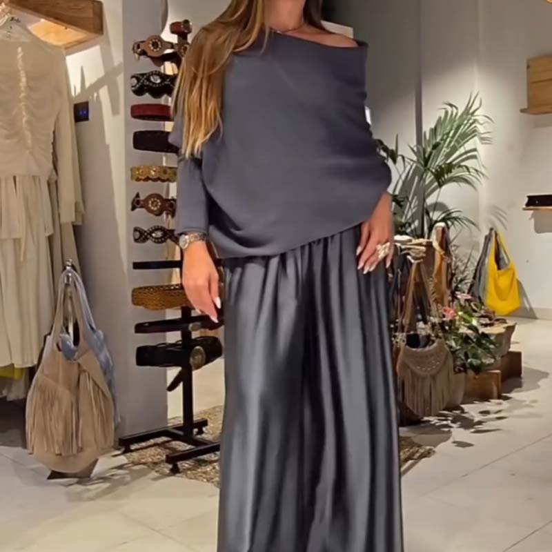Gala – Elegant suit with off-the-shoulder design