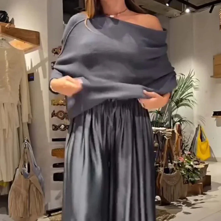 Gala – Elegant suit with off-the-shoulder design